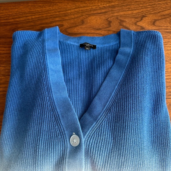 Gradient dip dye blue spring cardigan - Picture 3 of 6